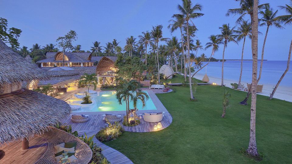 luxury travel in the Philippines